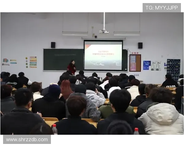 郴州足球明星邓雷的成长历程与职业生涯全景解析 郴州足球明星邓雷的成长历程与职业生涯全景解析