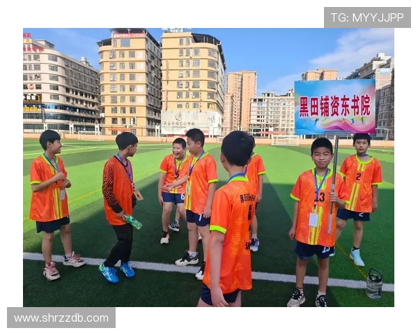 身高不足一米七的足球明星们如何在绿茵场上创造辉煌成就 身高不足一米七的足球明星们如何在绿茵场上创造辉煌成就